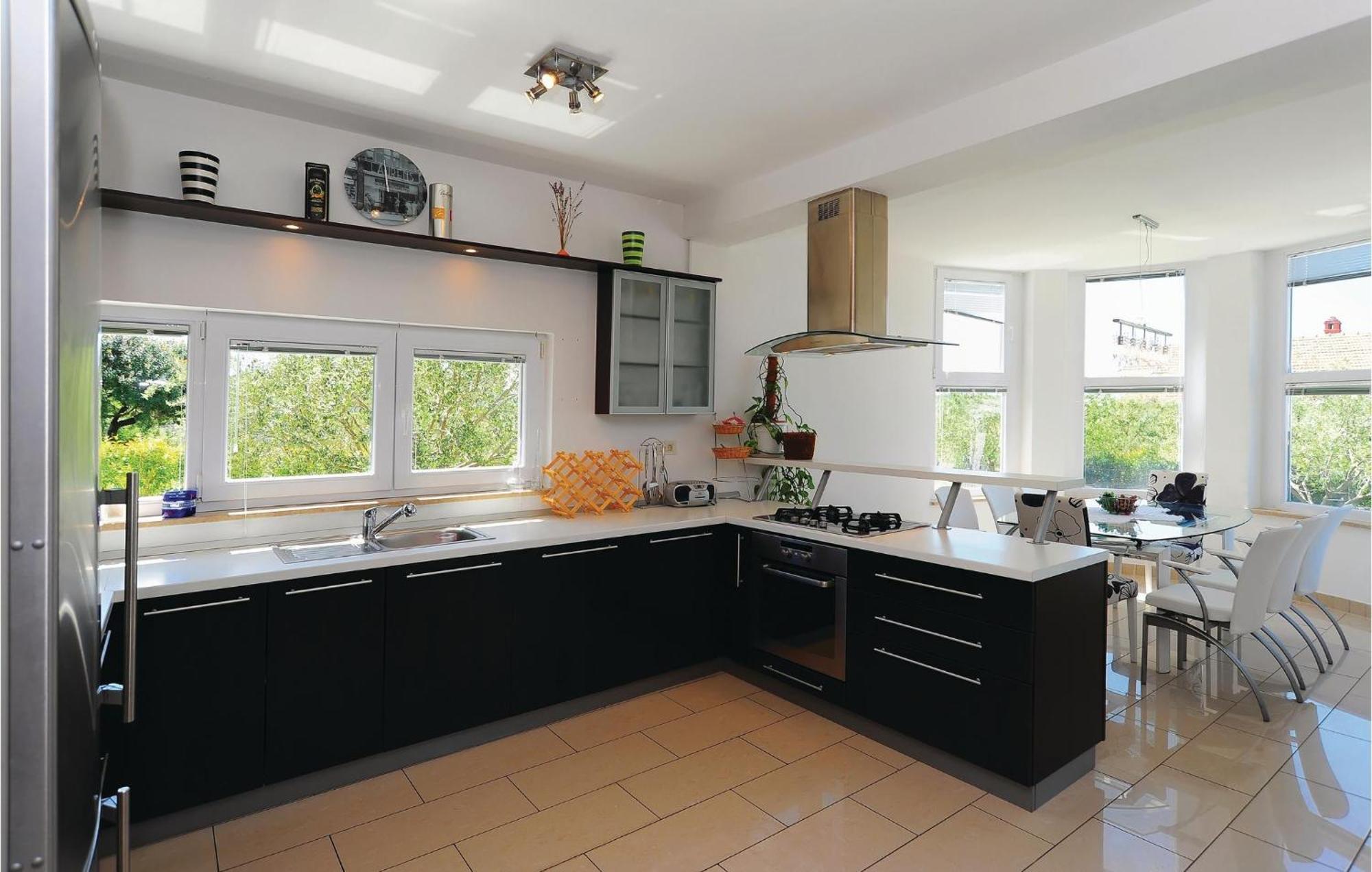 5 Bedroom Amazing Home In Debeljak Exterior foto
